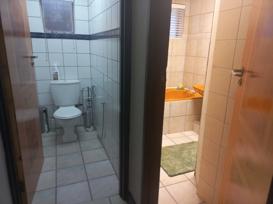 4 Bedroom Property for Sale in Woodlands Western Cape